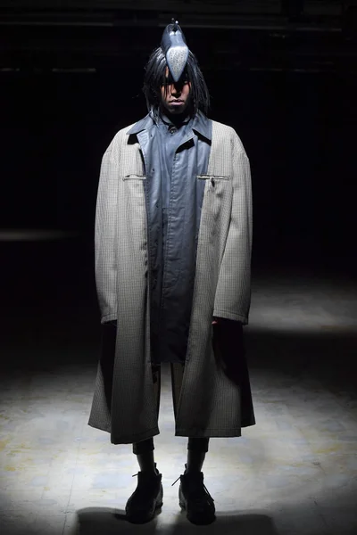 Look 20